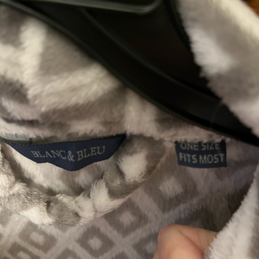 Gray Geometric Patterned Women's Robe - Picture 6 of 7